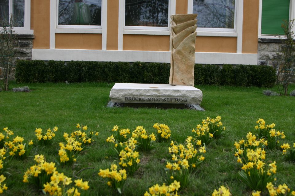 Brücke Most Stiftung Hansel